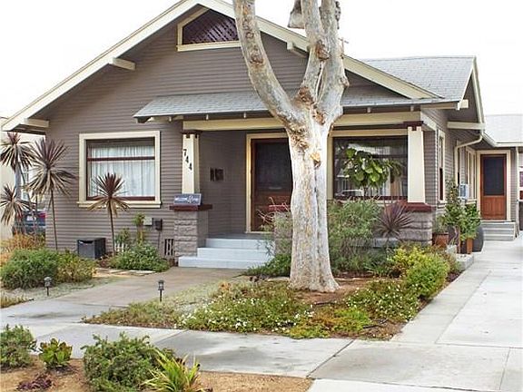 3rd image of 744 Raymond Ave