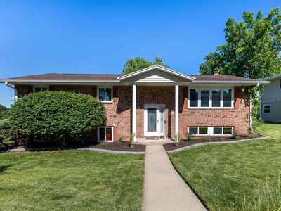 950 Valentine Dr, Dubuque, IA, 52003