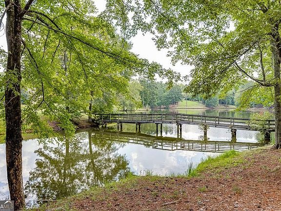 5th image of 5775 Kennedy Rd