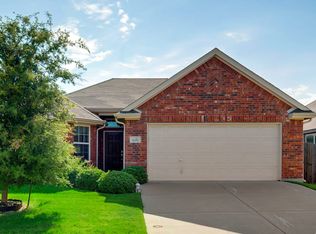 12129 Long Stone Dr, Burleson, TX 76028