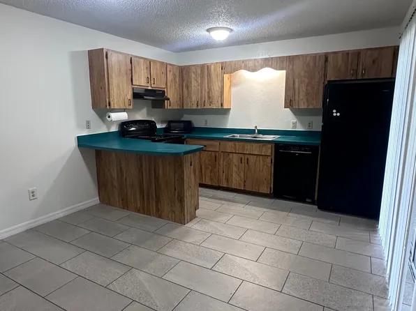 1209 Cr463b, Lake Panasoffkee, FL 33538