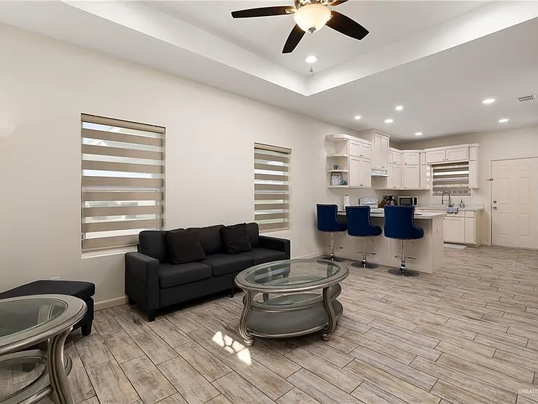 1101 W Sunset Valley St #3 — Photo 6