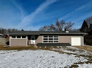 4010 Highcrest Rd, Rockford, IL 61107