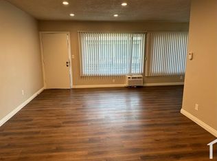 4147 McClung Dr APT 17, Los Angeles, CA 90008