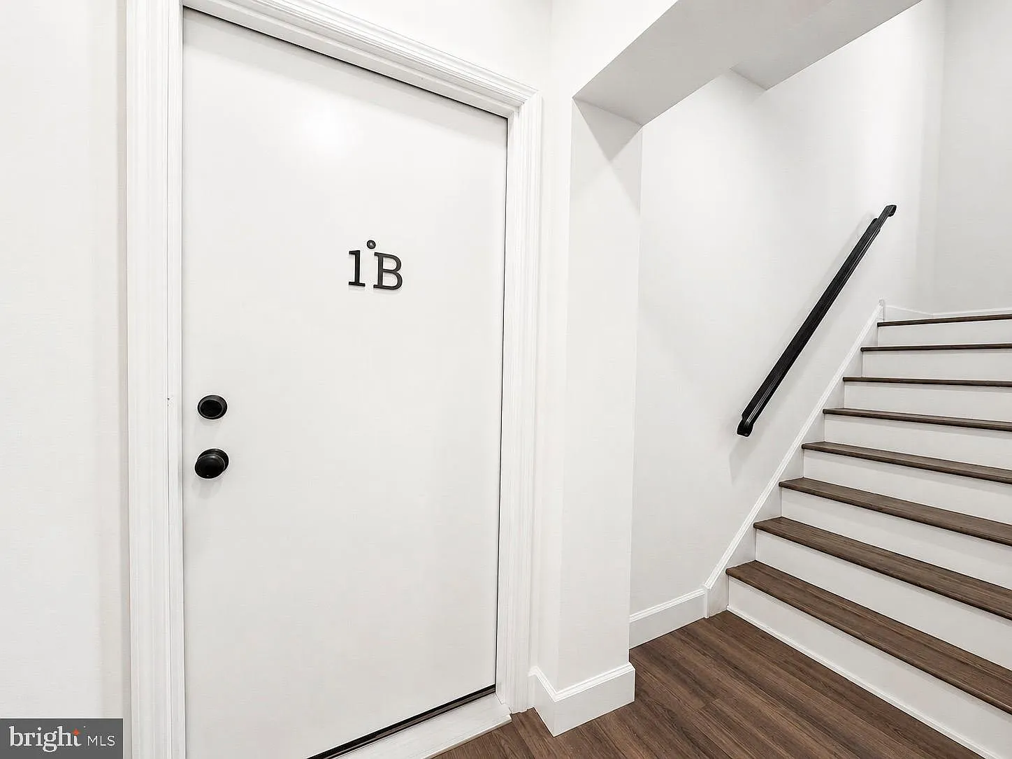 1 bed, 750 sqft, $2,400 — Photo 2
