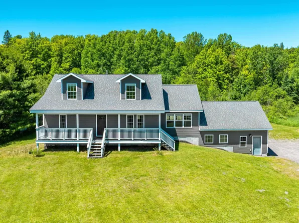 39445 Lower Worham Rd, Chassell, MI 49916