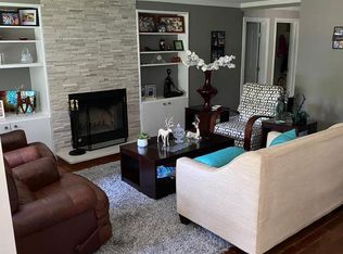 2800 Newnan Ridge Ct, Herndon, VA 20171