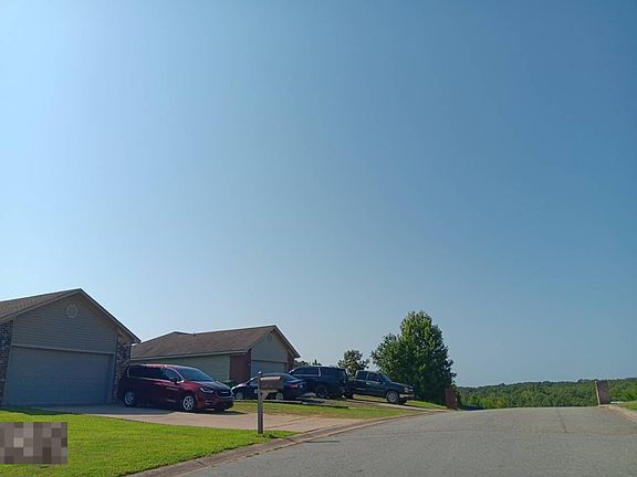 5th image of 327 Weathering Ln