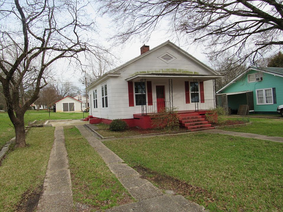 2nd image of 416 Freeman Ave