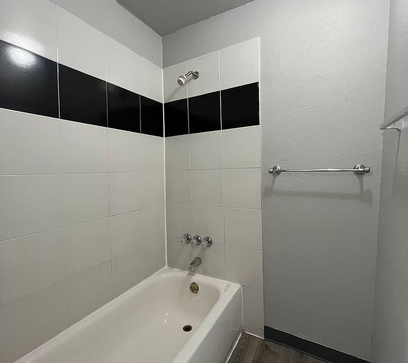 Ascot Place Apartments 110 & 114 SE 146th Ave Portland, OR Zillow