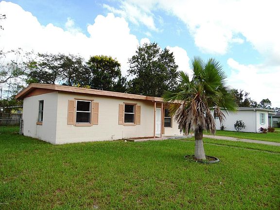 2nd image of 1441 Covewood Ave