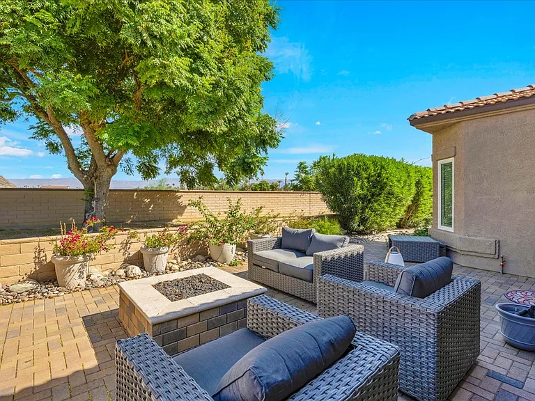 48137 Vista Cielo — Photo 38