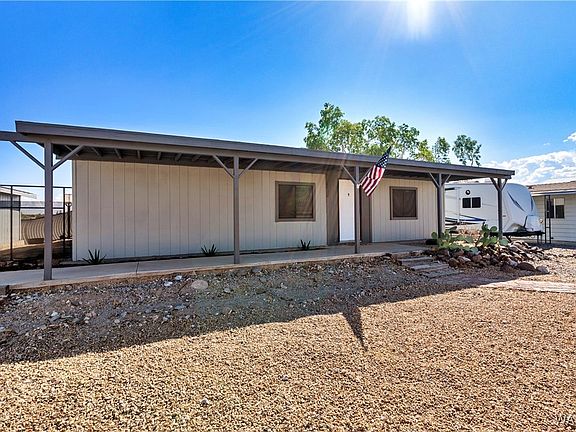2nd image of 1732 Arena Drive