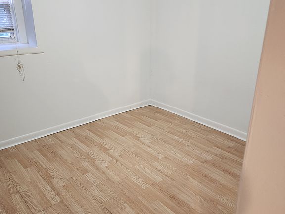 4th image of 2638 S Saint Louis Ave #Bmt
