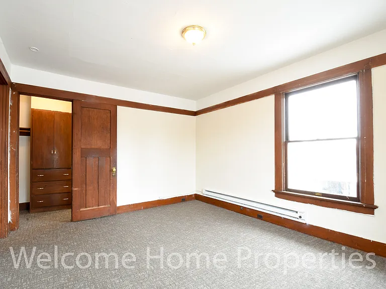 329 S 3rd Ave — Photo 5