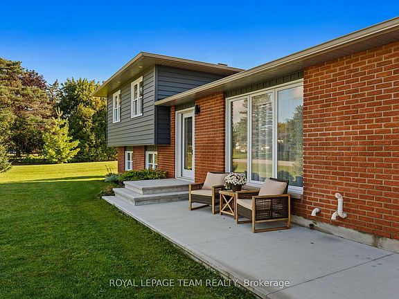 5th image of 1610 Rideauvale Ave