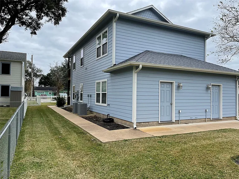 1018 S Booth Ln — Photo 17