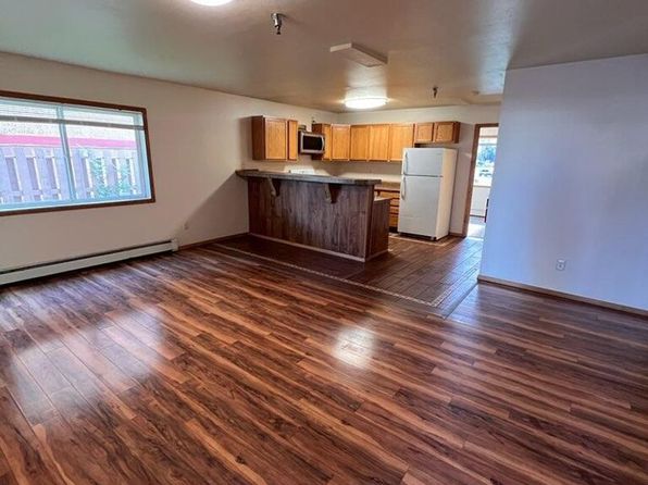 1082 W 26th Ave #19