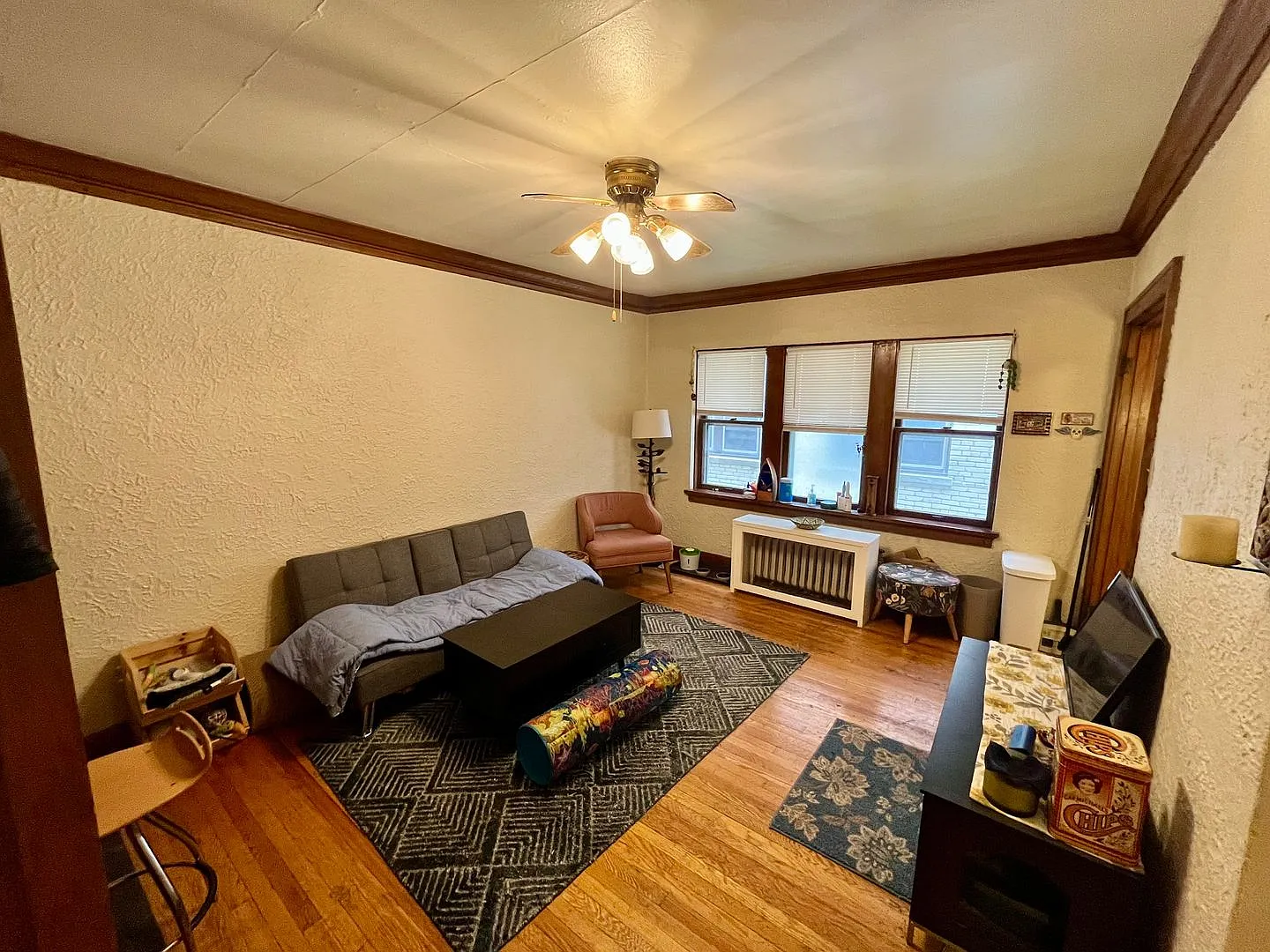 4474 N Oakland Ave — Photo 2