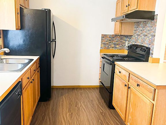 3rd image of 10614 19th Avenue Ct S