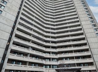 1171 Ambleside Dr #1506, Ottawa, ON K2B 8E1