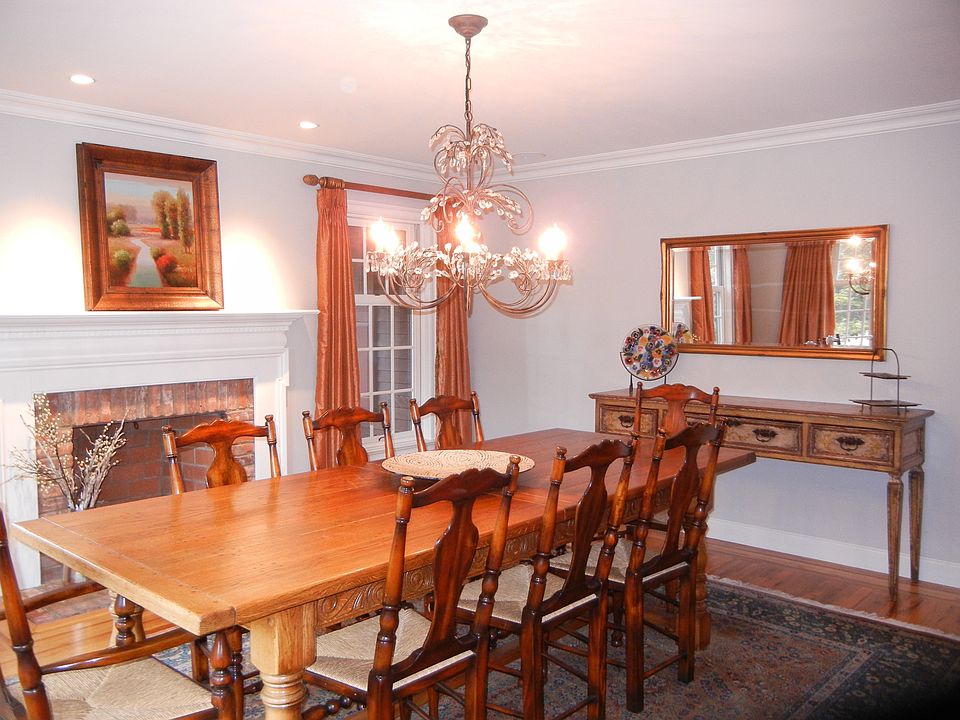 125 Davenport Farm Ln W, Stamford, CT 06903 Zillow