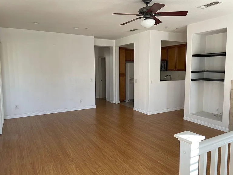 13345 Calle Del Campo #1 — Photo 2