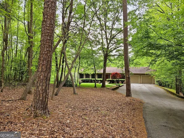 500 McCartan Trl, Clarkesville, GA 30523