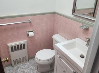66-38 71st St #2, Middle Village, NY 11379