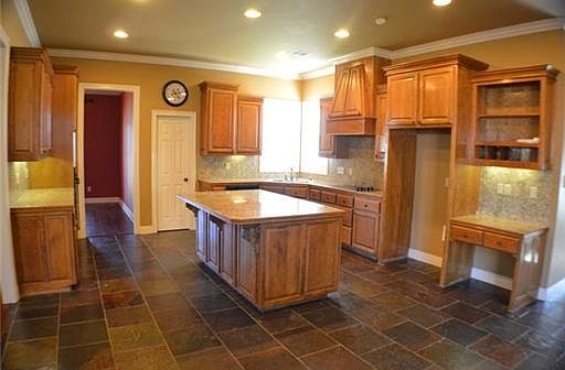 4th image of 6326 W Morgan Dr