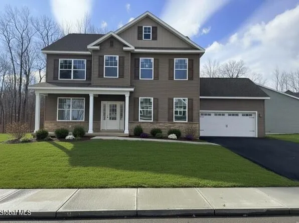 2 Balsam Court, Ballston Lake, NY 12019