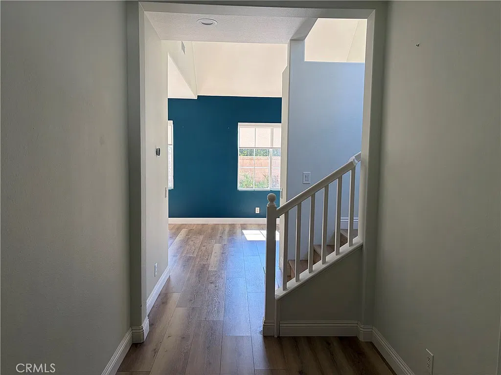 2 bed, 2.5 bath, 1166 sqft, $4,000 — Photo 2