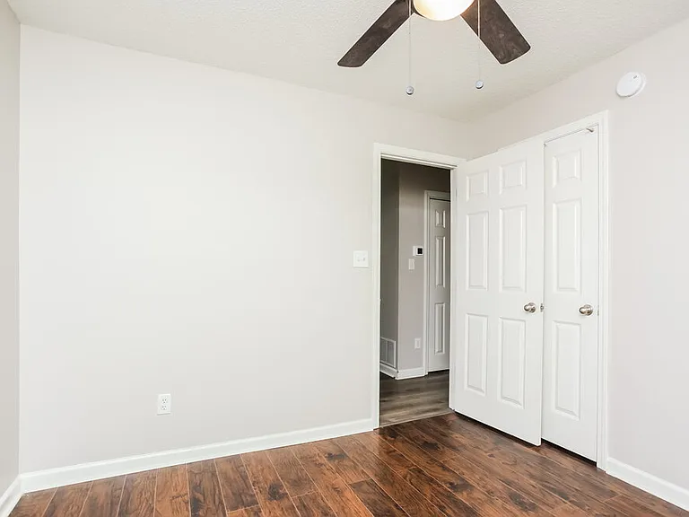 10218 Cottage Oaks Cv — Photo 13