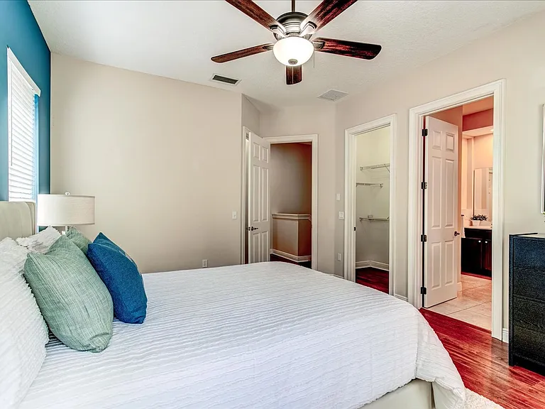 1570 Lake Baldwin Ln #A — Photo 12