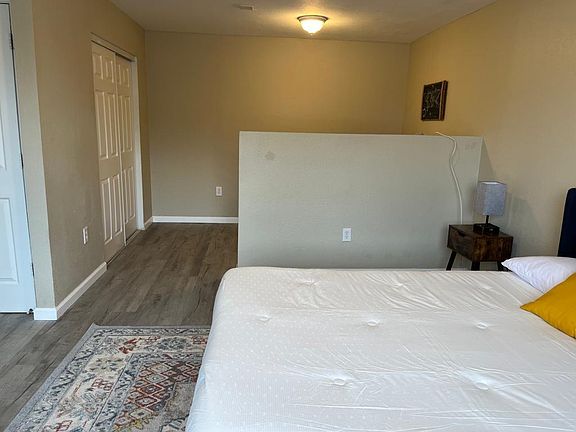 2nd image of 1961 E Don Carlos Ave Unit 2
