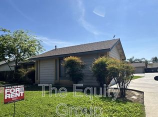 1807 S Cross Ave, Tulare, CA 93274