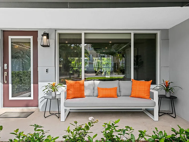 2625 NE 11th Ct — Photo 17