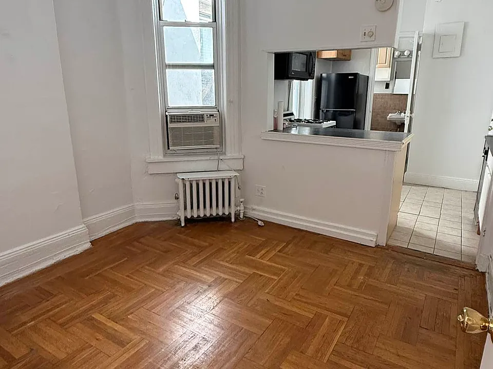 328 E 73rd St #5D