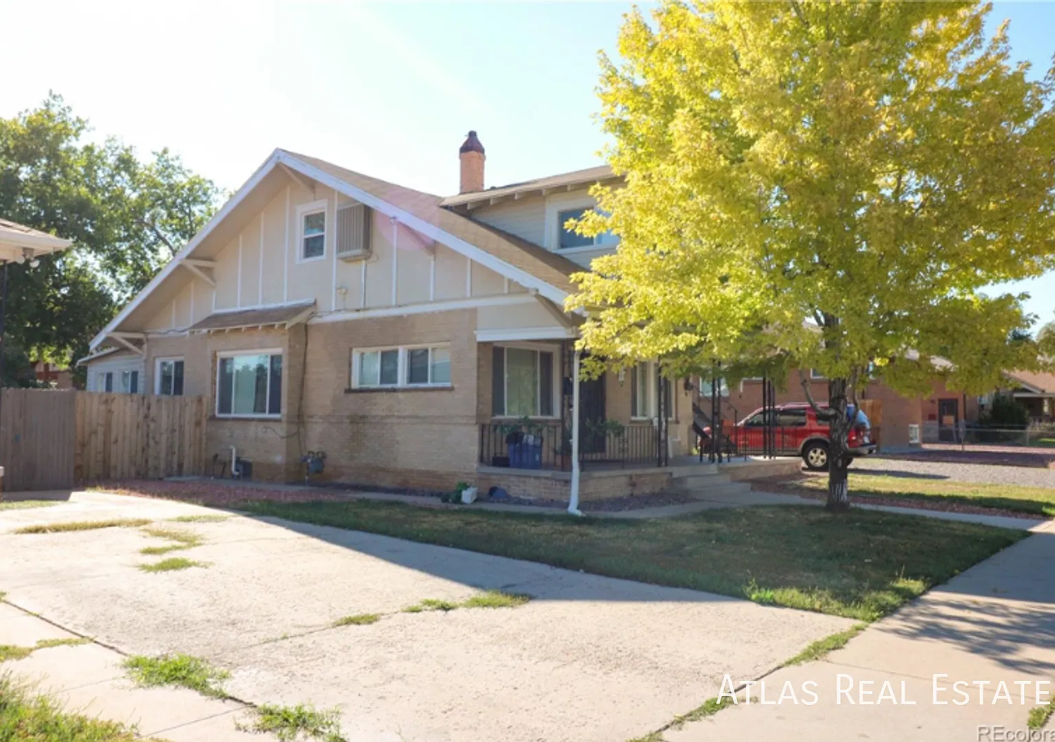 Charming Aurora Rental Near Local Shops, Dining & Parks! — Photo 1