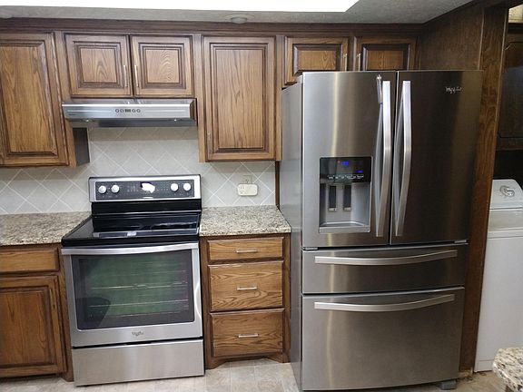 4th image of 4414 Wheatland St