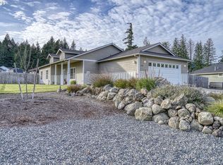 190 NW Falcon Ct, Stevenson, WA 98648