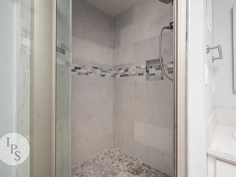 9471 N Whitehouse Dr — Photo 24