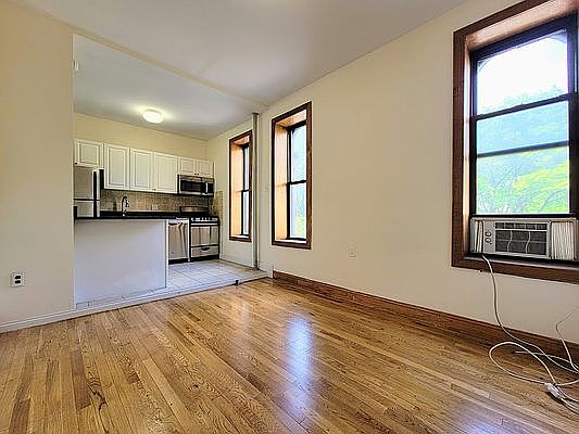 1st image of 159 2nd Ave #Vv