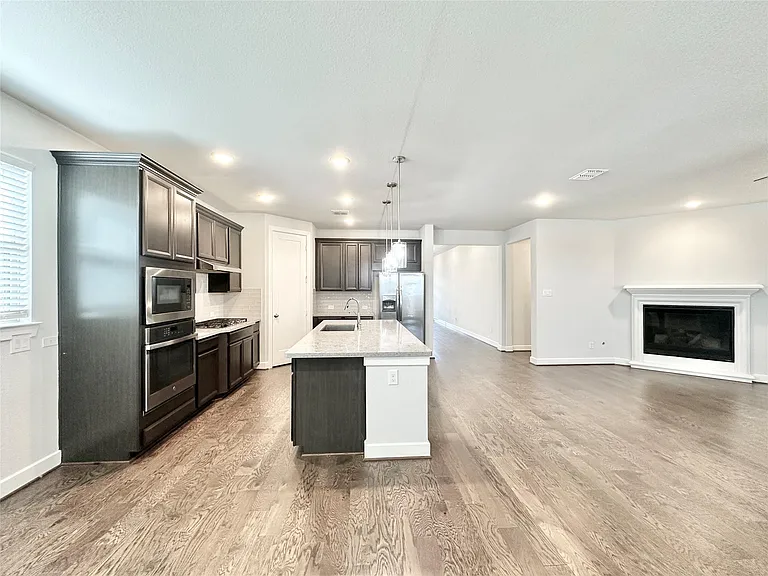 9218 Rocking Plain Ln — Photo 12