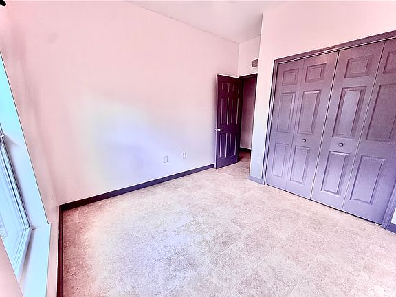4th image of 5543 6th Ave