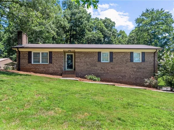 3129 Wyo Rd, Yadkinville, NC 27055