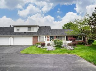 3930 Crestfield Dr, Groveport, OH 43125