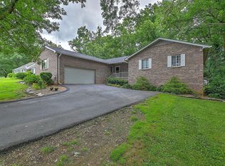 100 Forest Hills Dr, Bristol, TN 37620