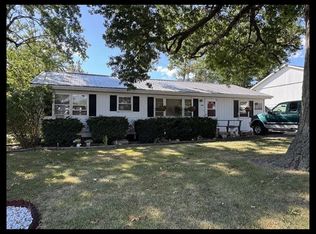 1105 Maffry Ave, Macon, MO 63552