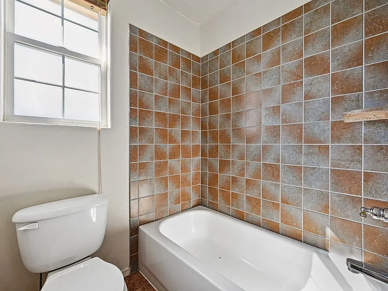 7005 Wood Lily Dr — Photo 20